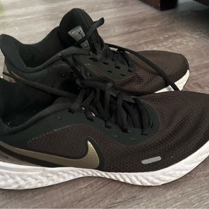 Nike Revolution Women's Black